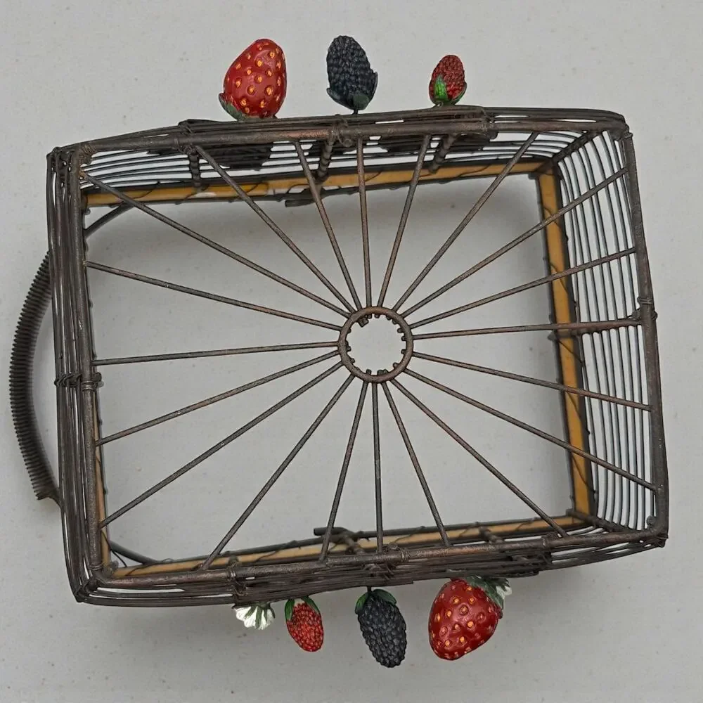 Metal Wire Basket Fruit Handle Berries Strawberry Farmhouse Cottage Core
